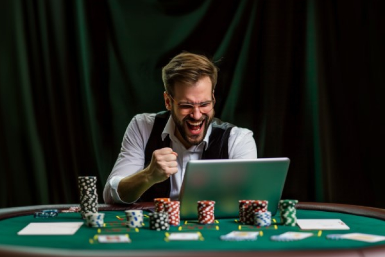 A kaszinó áttekintő oldalai: Hogyan történik az értékelések hozzárendelése