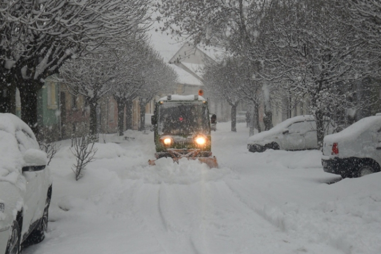 Pénteken visszatér a tél, komoly havazás várható