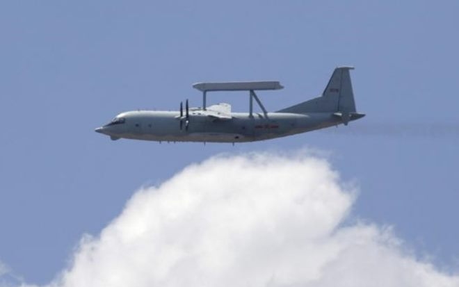 Eltűnt egy katonai repülőgép több mint száz emberrel a fedélzetén