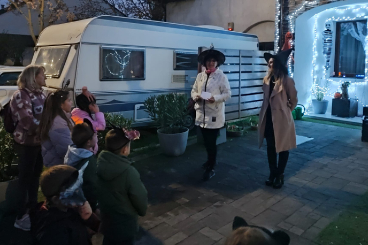 Idén is lesz halloweeni mulatság a Gombkötő utcában és környékén