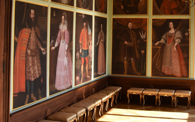 Ingyenes múzeumlátogatás és tárlatvezetések március 1-jén Pápán