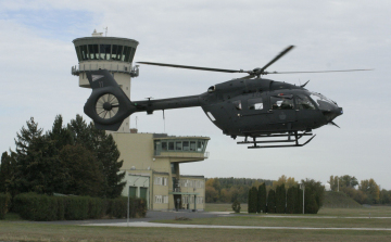 A Magyar Honvédség új, modern helikopterei is részt vesznek a pápai bázison zajló kiképzésen
