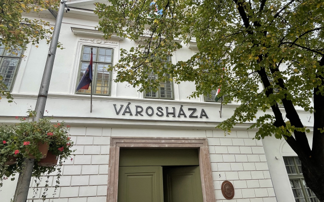 Szinte mindenkit érintő adómódosításokról tárgyal jövő héten a képviselő-testület