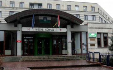Meghazudtolta Takács Pétert a veszprémi kórházból nyílt állkapocstöréssel műtét nélkül elbocsátott férfi