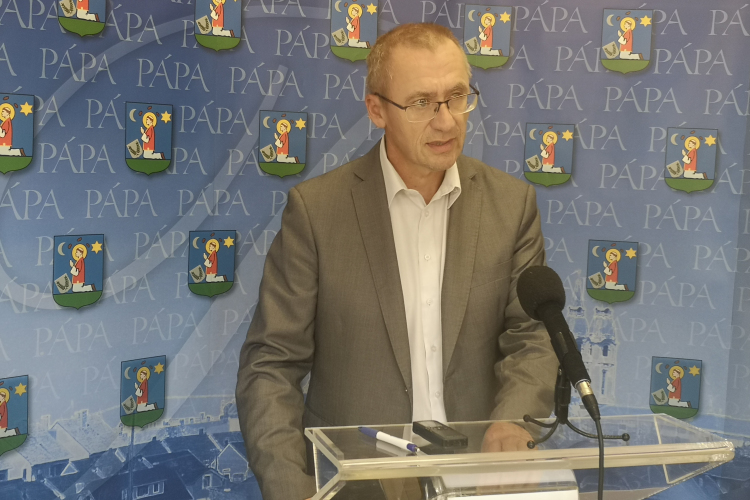 Koronavírus: A karanténok és az aktív esetek száma is megduplázódott az elmúlt héten Pápán