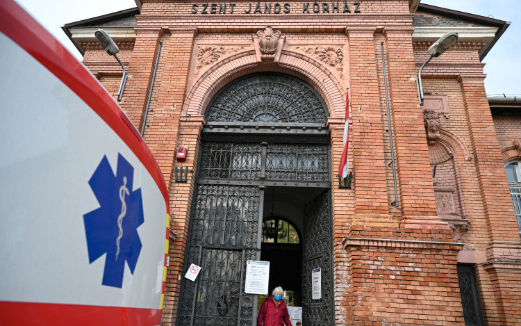 Takács Péter káromkodva válaszolt egy reklamáló apukának