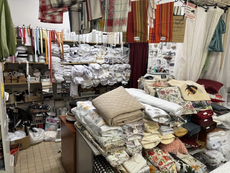 Fleck FÜGGÖNY - LAKÁSTEXTIL - SZŐNYEG - MÉTERÁRU - Pápa