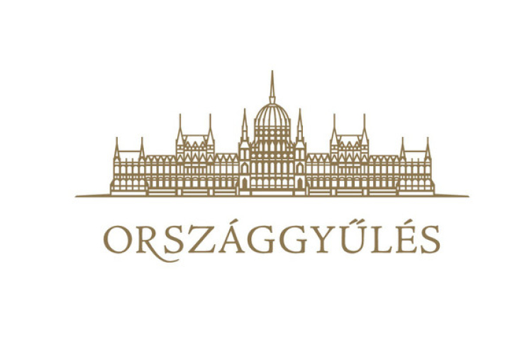 Az adótörvényeket tárgyalják a képviselők