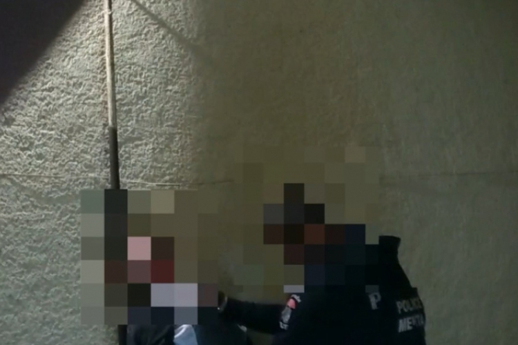 Megpróbált elmenekülni a pápai rendőrök elől a körözött férfi 