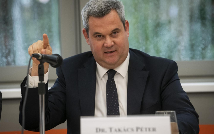 Takács Péter lett a Fidesz választókerületi elnöke Pápán