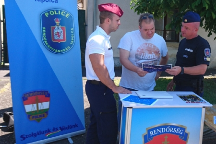 Folyamatos a toborzás