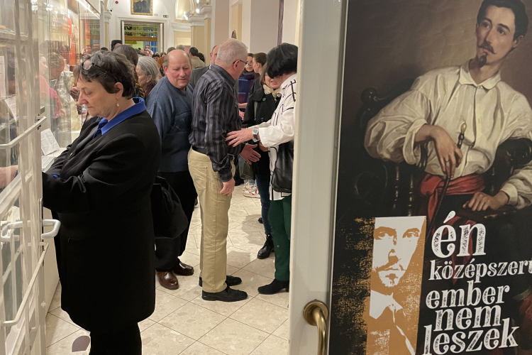 Kiállítás, egy nagyon nem középszerű emberről