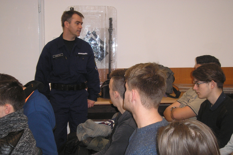 Pályaválasztási nyílt nap Pápán