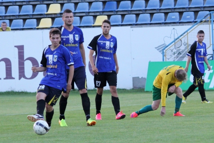 Két győzelemmel folytatta a felkészülést a Perutz