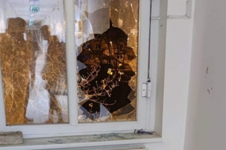 Külföldi állampolgárok verekedtek össze a pápai munkásszálláson, hárman kórházba kerültek