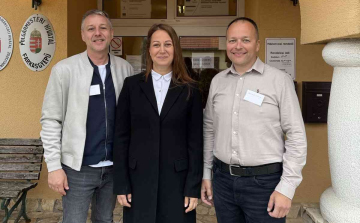 Ujvári Szilvia is leszavazott