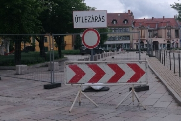 Ideiglenes forgalmirendváltozás Pápán