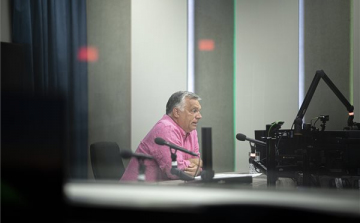 Orbán Viktor: Egyszeri nyugdíjprémiumot fizetünk