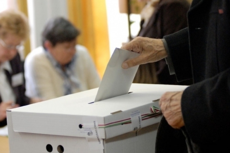 Önkormányzat 2014 - Október 12-én lesz a választás 