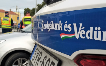 Azt hitte az idős pápai férfi, hogy kirabolták, a rendőrök segítettek neki megtalálni a pénzét