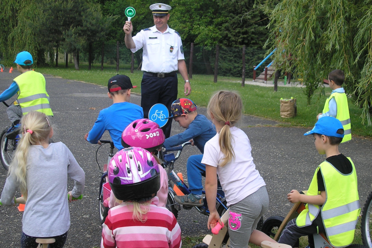 Közlekedési délelőtt Bakonyjákón