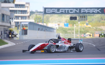 A közép-európai FIA F4 bajnokság nyitóhétvégéje az új hazai pályán a Balaton Park Circuit-en