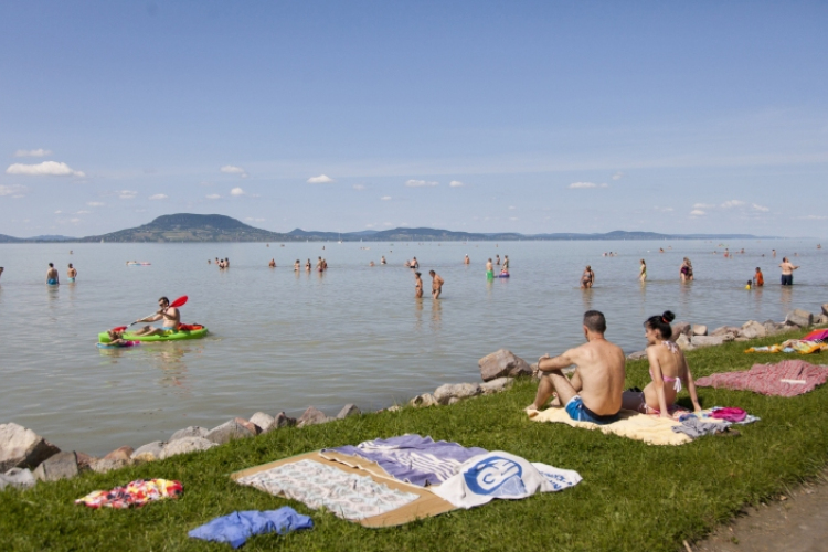 Jövő szombaton negyvenedszer tartják meg a Balaton-átúszást 