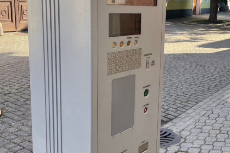 Idén már nem kell fizetni a parkolásért Pápán