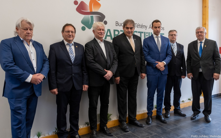 Lánszki Regő - Az elkövetkező időszak a magyar ipar sikerkorszaka lesz, amelyben óriási szerepe lesz az IPOSZ-nak.