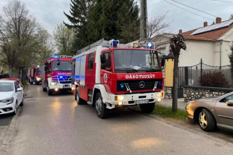 Civilben fékezte meg a tüzet az idősek otthonában a Bázisrepülőtér tűzoltója
