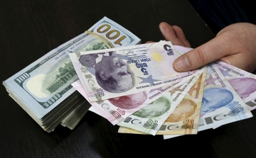 Török puccskísérlet - Elkobozták majdnem kétszáz üzletember vagyonát