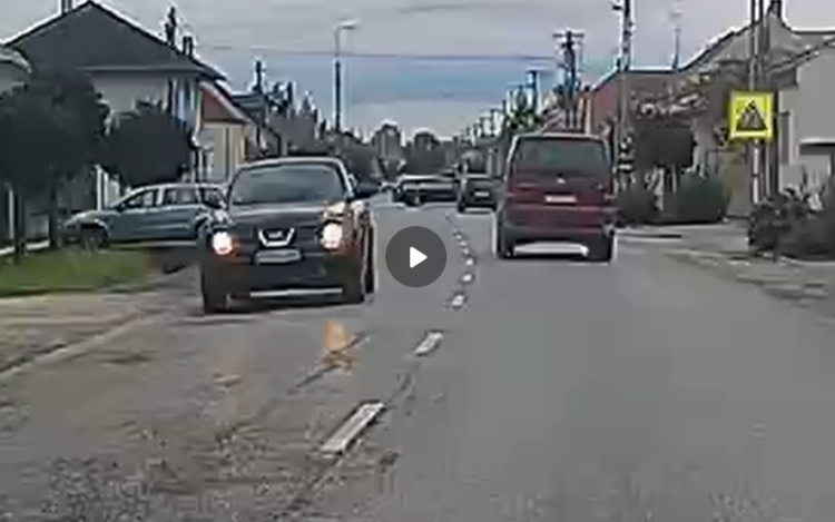 Fékezés nélkül hajtott át a Somlai úton - Videó