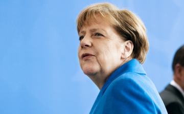 Merkel: Magyarország Németországot is védi 