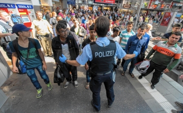 Illegális bevándorlás – a németek is lezárhatják a határt