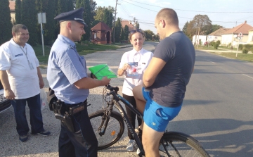 Rendőrök és polgárőrök a kerékpárosok biztonságáért