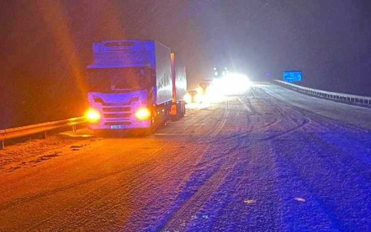 Havazás - Lezárták a kamionforgalom elől a 83-ast megyénkben!