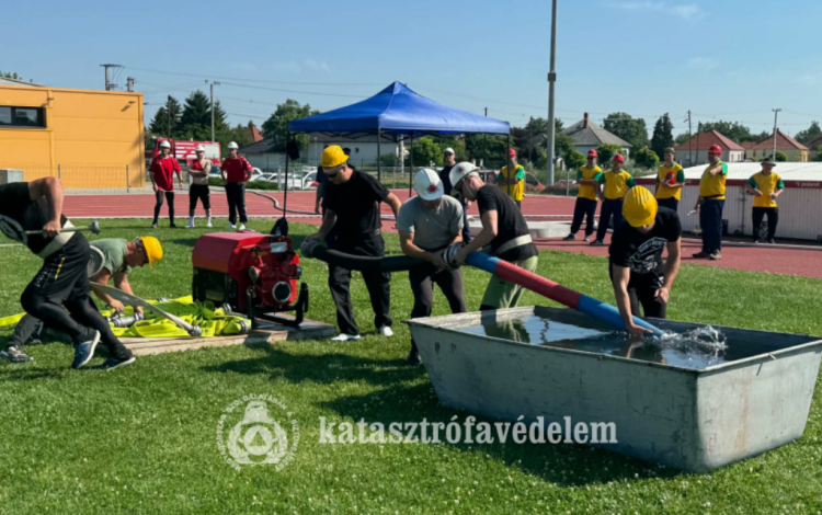 Pápán mérték össze tudásukat a megye tűzoltói