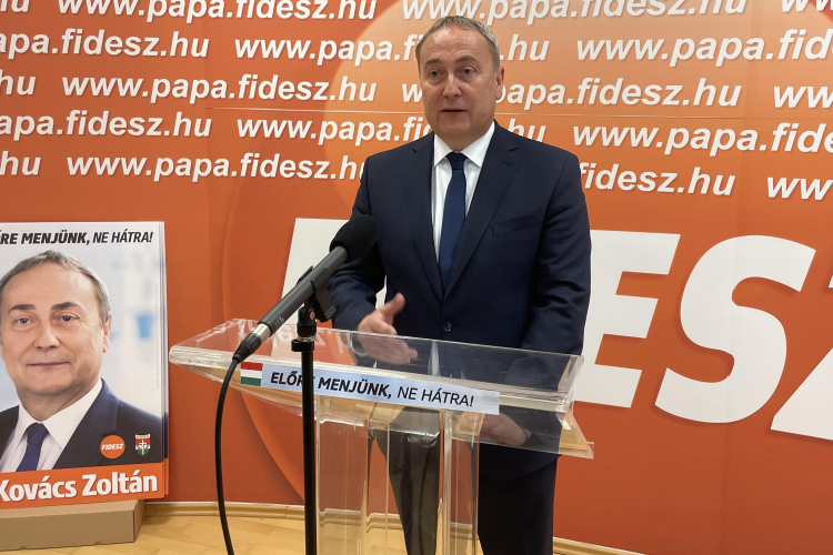 Kovács Zoltán: A választások tétje Magyarország békéje és biztonsága