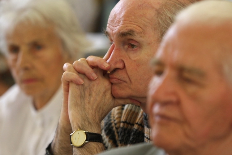 Nem lesz 13. havi nyugdíj, de pluszpénzt kaphatnak a nyugdíjasok