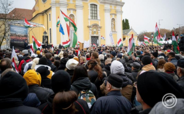 Magyar Péter: tudom, hogy mik egy valódi miniszterelnök feladatai