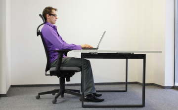 Ergonomikus irodai székek – fontosságuk és kiválasztásuk