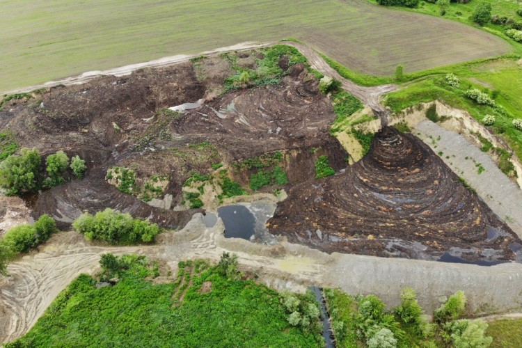 Szennyvíziszap: Az ellenzéki képviselők rendkívüli testületi ülés összehívását várják a polgármestertől