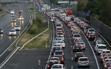 13 százalékkal nőtt a forgalomba helyezett új személyautók száma 2024-ben Magyarországon