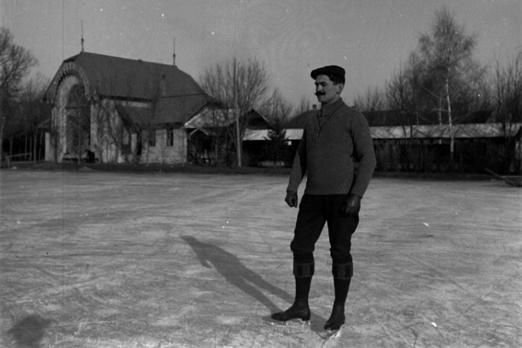 Fakutya, jégpálya, sportpavilon - Egykor virágzott a korcsolyasport városunkban