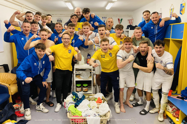 7 gólt rámolt be a szomszéd város csapatának kapujába a Perutz