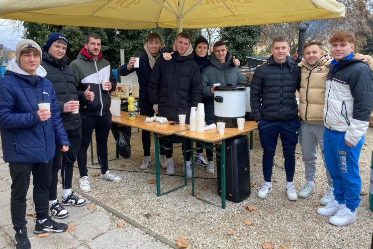 Idén is tart jótékonysági ételvásárt a Perutz!