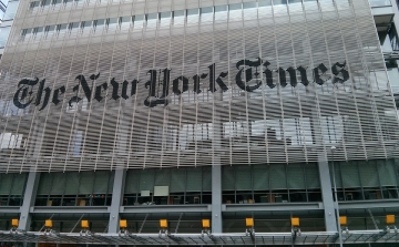 Szexuális zaklatás vádja miatt felfüggesztette megbízásából a The New York Times fehér házi tudósítóját