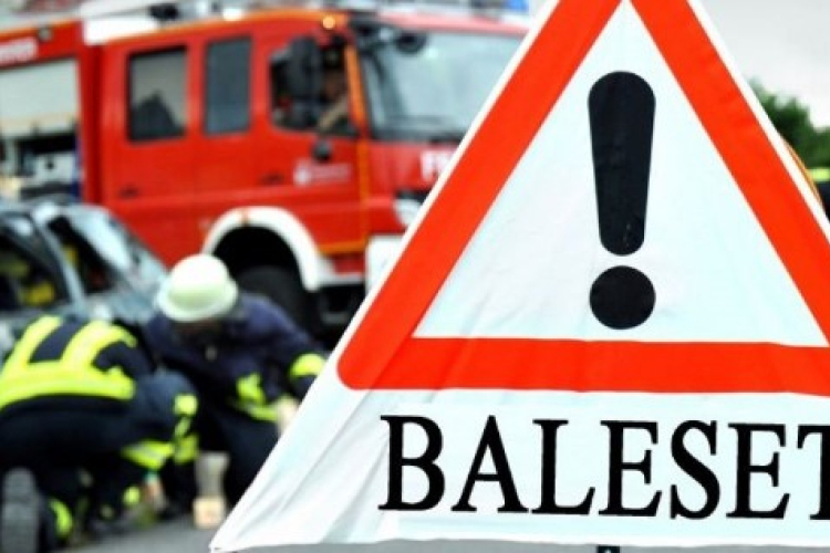 Kisteherautó és személyautó ütközött Tapolcafőn