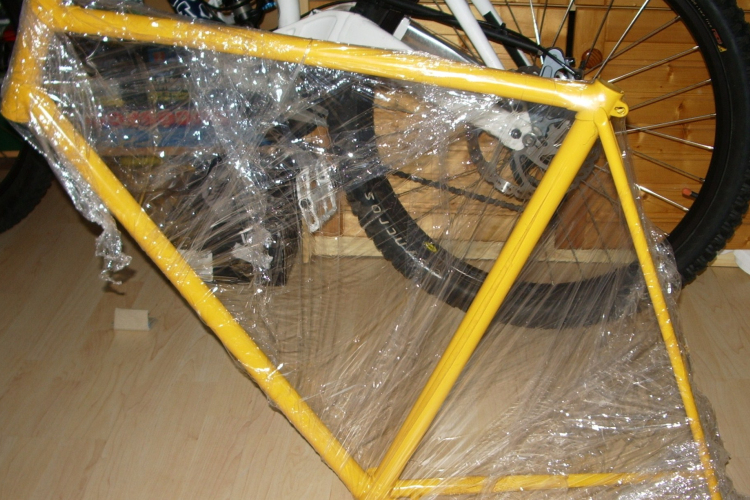 Átfestette a lopott kerékpárt